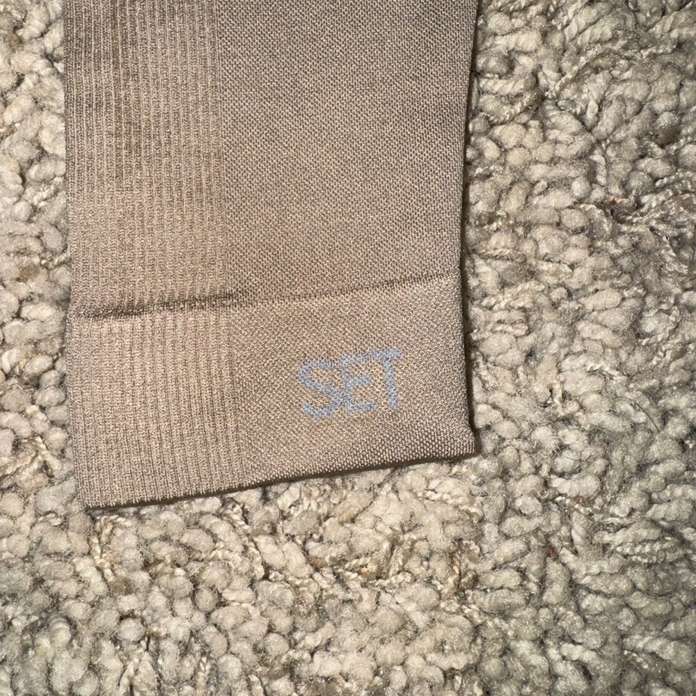 NWT SET Active Taupe Leggings - Picture 10 of 10